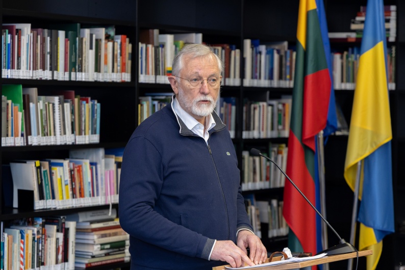 Profesoriaus Eriko Albaeko nuotrauka