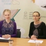 Tiesioginių transliacijų organizatorė Gabija Pankauskienė su VšĮ „Vaikų linija“ psichologe Jurgita Smilte Jasiulione