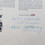 Viktoro Petravičiaus linoraižinių albumas su Jurgio Baltrušaičio autografu  