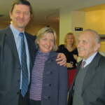 Vidmantas Valiušaitis su K. Ambrozaičiu ir dukra Audrone Ambrozaitis (2010 m. gruodis, Čikaga, JAV)
