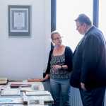 Nacionalinės bibliotekos Judaikos tyrimų centro vadovė dr. Lara  Lempertienė ir užsienio reikalų ministras Linas Linkevičius