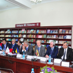 Nacionalinės bibliotekos generalinis direktorius prof. dr. Renaldas Gudauskas kartu su Lietuvos ambasadoriumi Azerbaidžane p. Valdu Lastausku